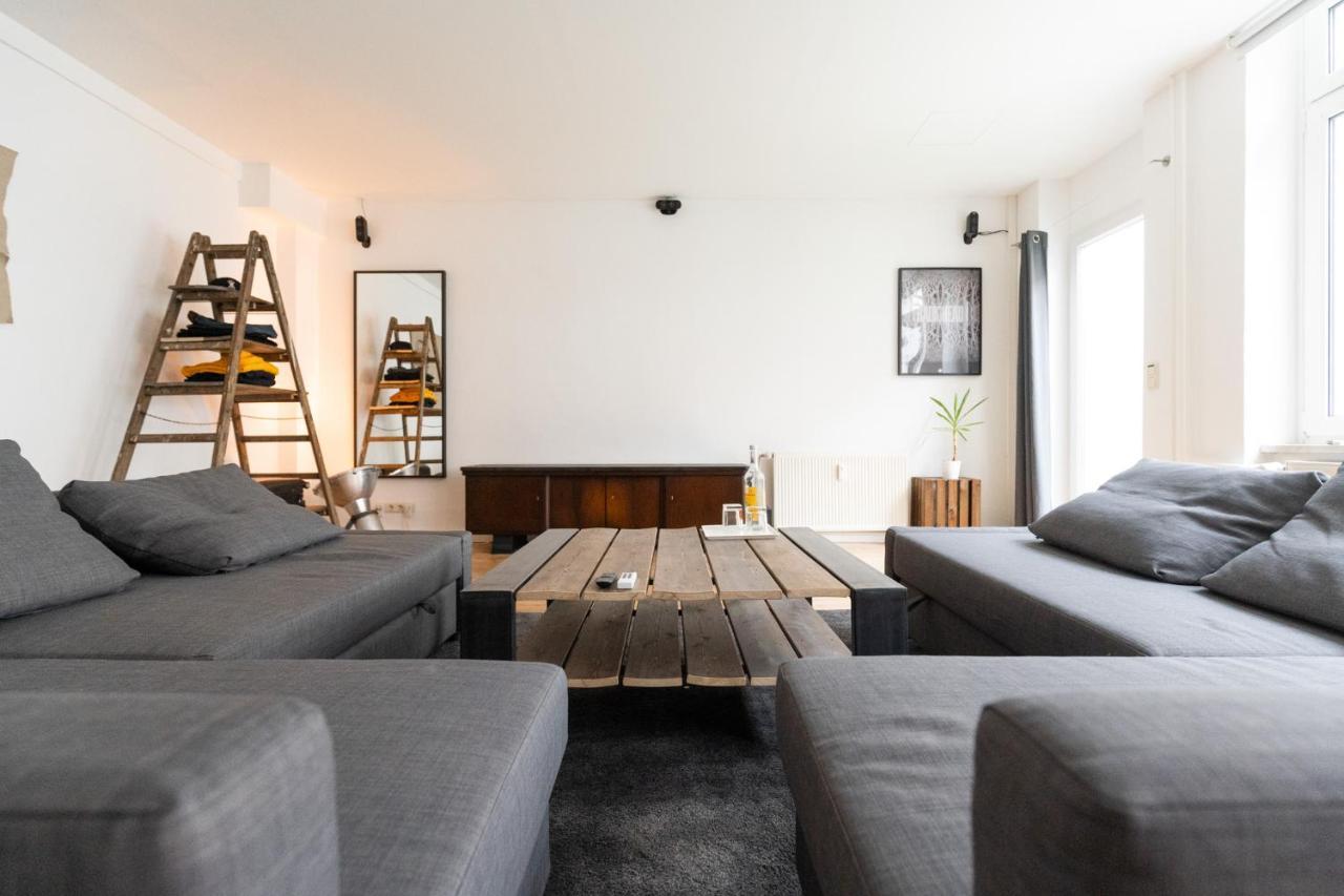 230 M2 Loft Mit Eigenem Wintergarten Mit Tischtennis & Dart, Kostenloser Parkplatz Erfurt Exterior photo